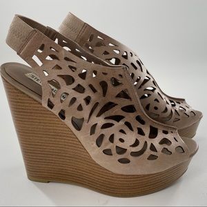 4/$50 Steve Madden cream tan platform NWB size 9.5